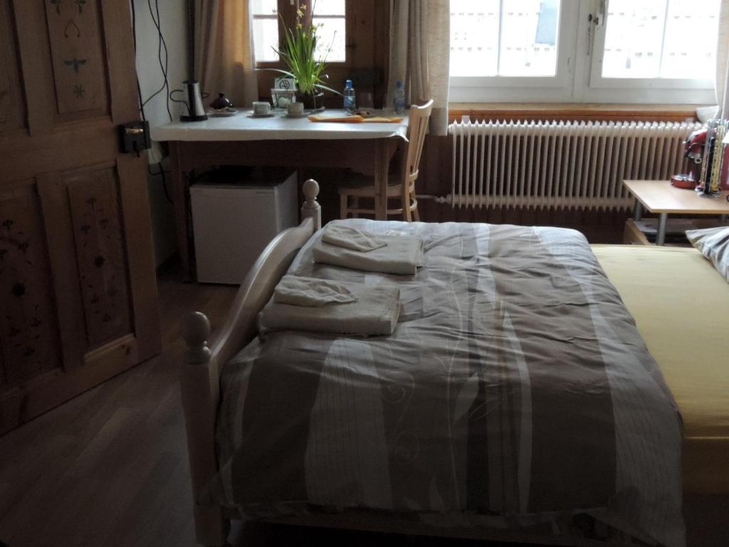 Ependes  Bnb Ancienne Cure الغرفة الصورة